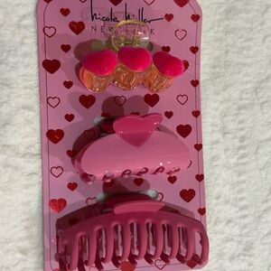Nicole Miller Heart-Themed Pink Hair Clip Set 💕💕💕